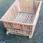 caisse ancienne rénovée très solide